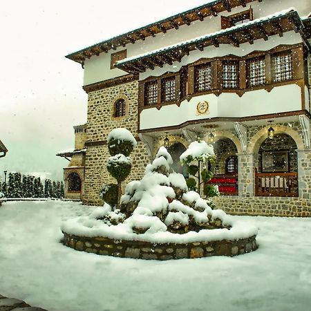 The House Of The Miyaks 호텔 Rostusa 외부 사진